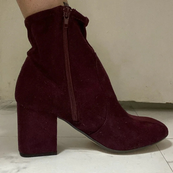 NEW W/O BOX LOFT Burgundy Ankle Booties - Picture 4 of 5